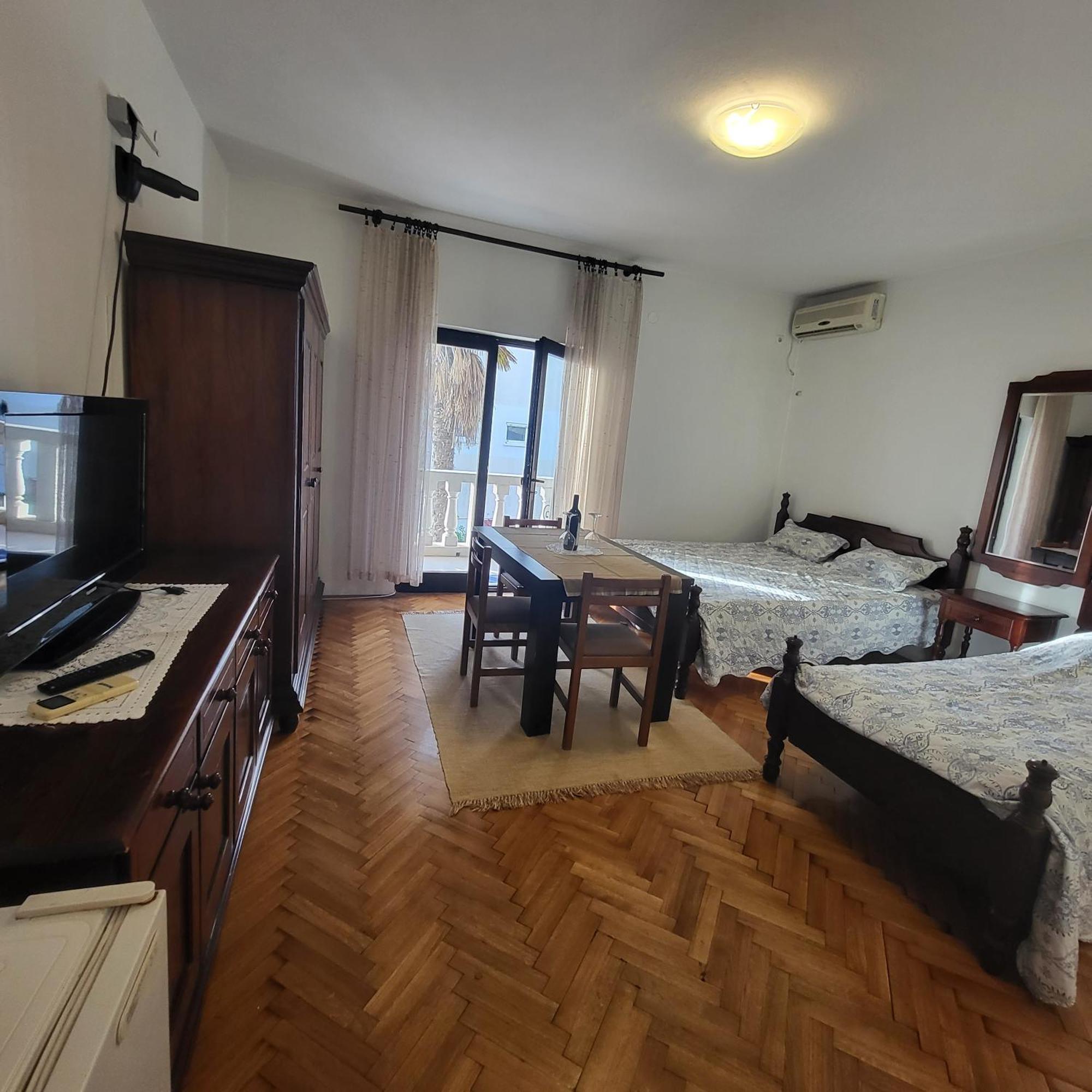מלג'ין Studio Apartman Sa Pogledom Na More מראה חיצוני תמונה